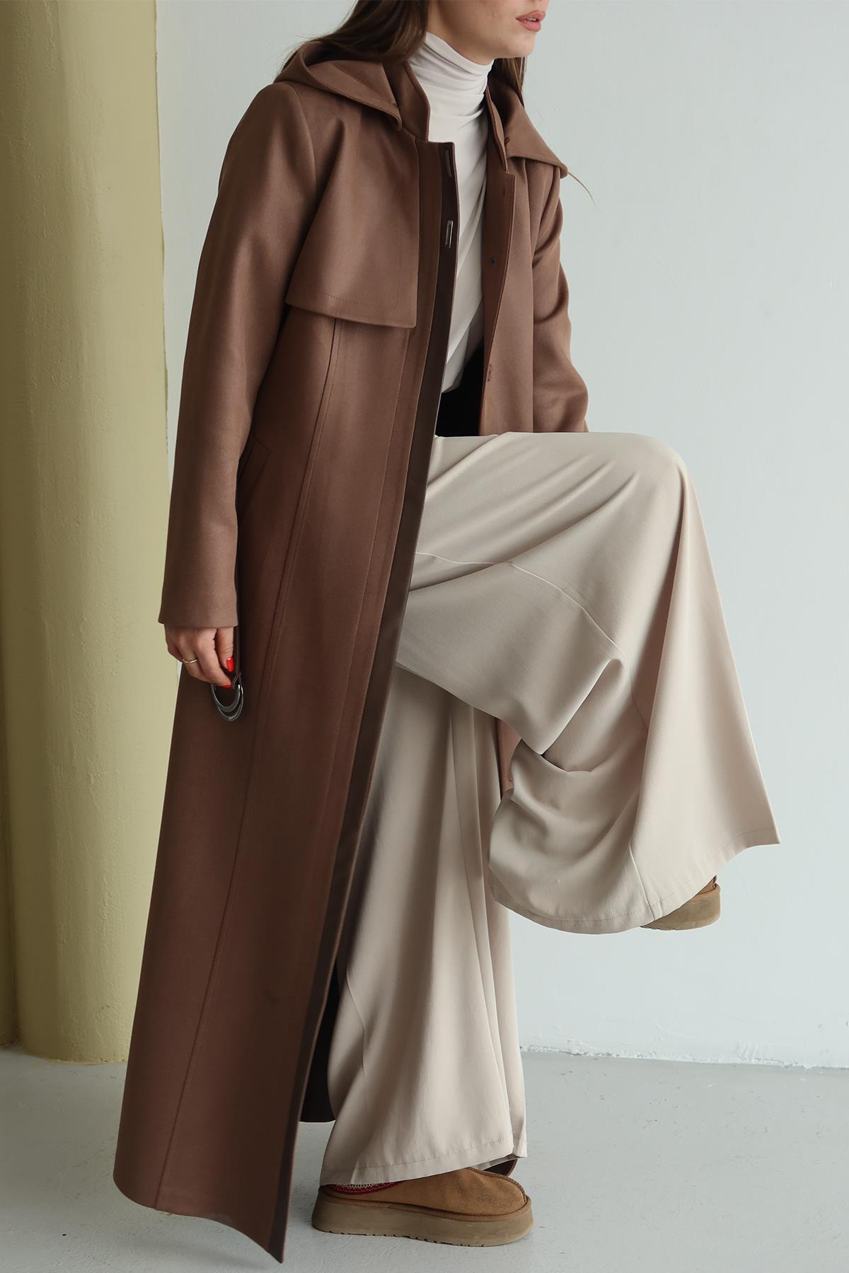 Çıkabilir Kapüşonlu Deri Garnili Gabardin Süet Görünümlü Pardesü A.KAHVE 6806