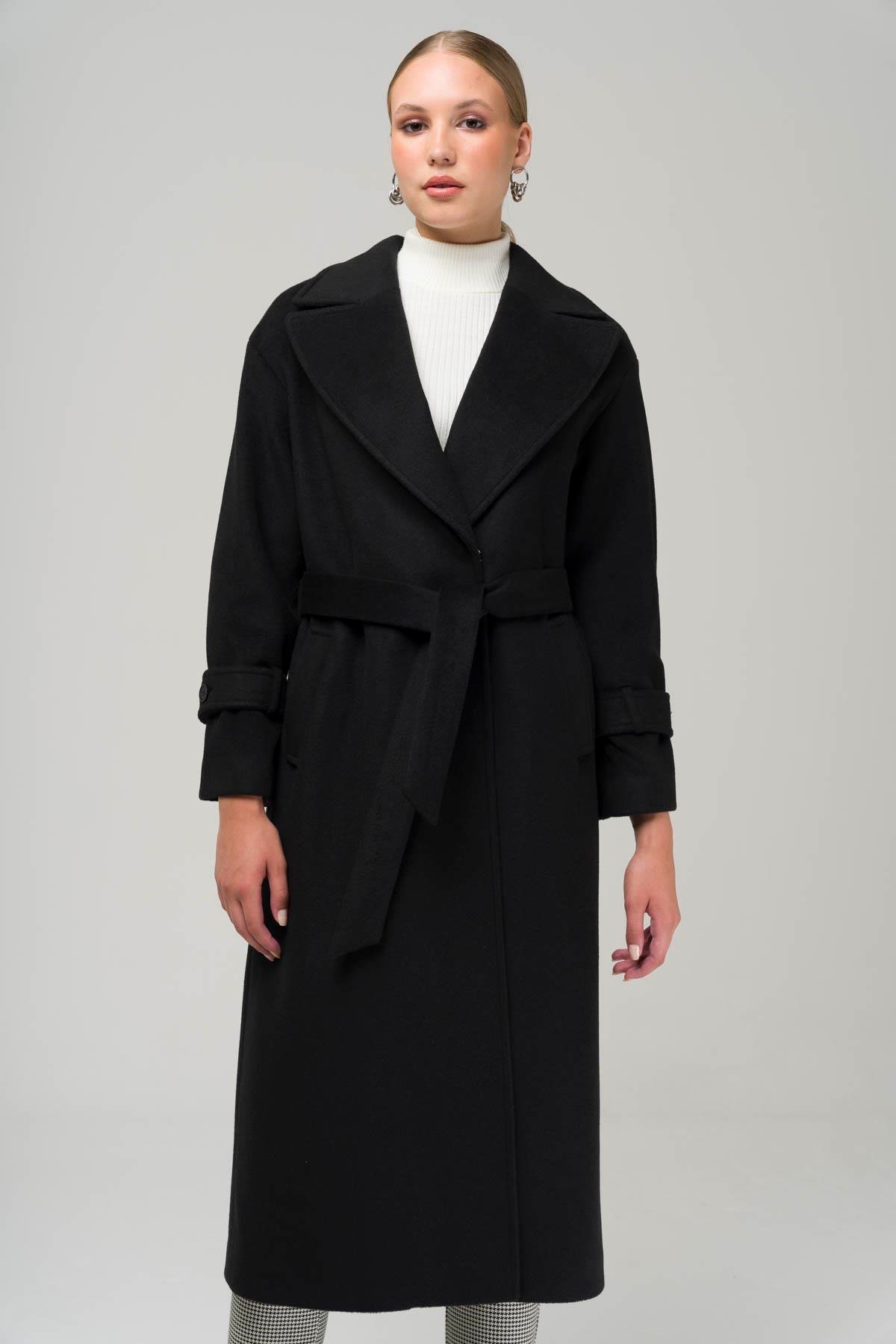 Snap-Front Closure, Low Sleeve, Oversize Coat BLACK 3933
