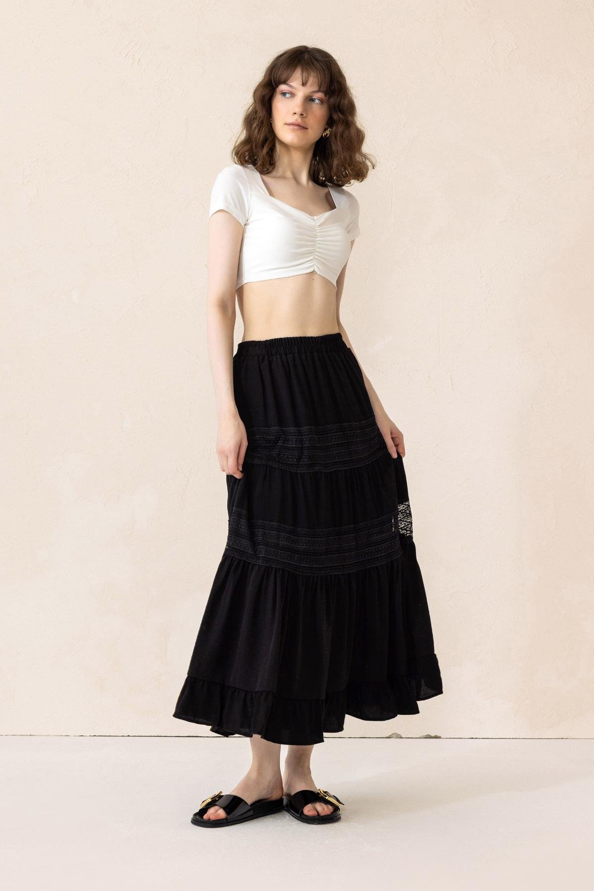 Elastic Waist Skirt with Lace Detail BLACK 7061