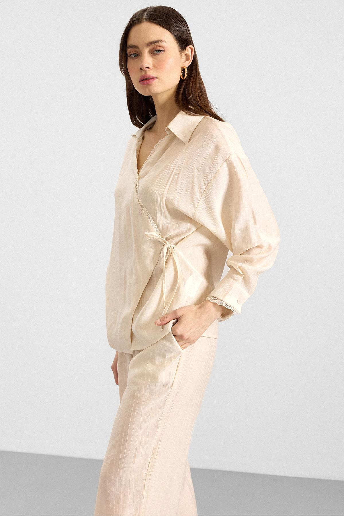 Düğme ve Bağcık Kapamalı Kimono Pantolon İkili Takım KREM 9414-TK