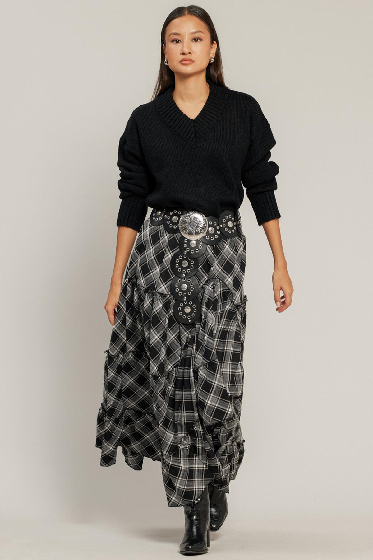 Fırfırlı Volanlı Ekose Etek SİYAH 7067