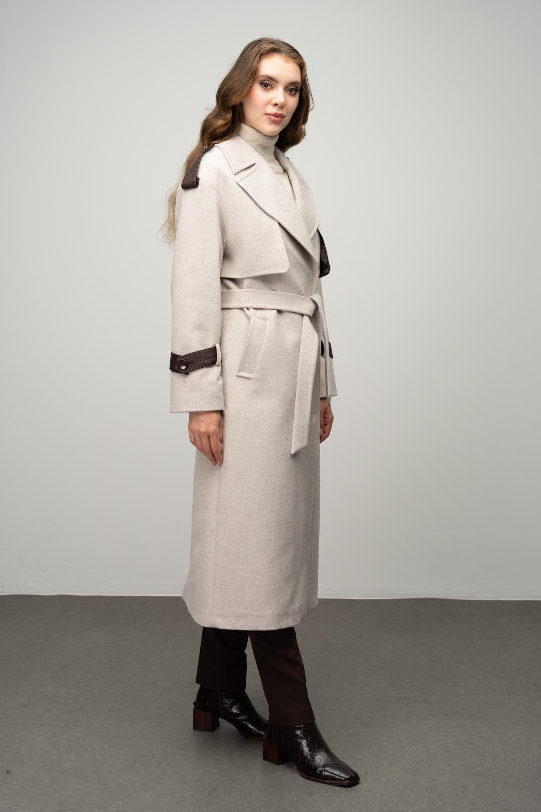 Cashmere Coat with Cape Detail and Genuine Leather Accessories IVORY 3031-K