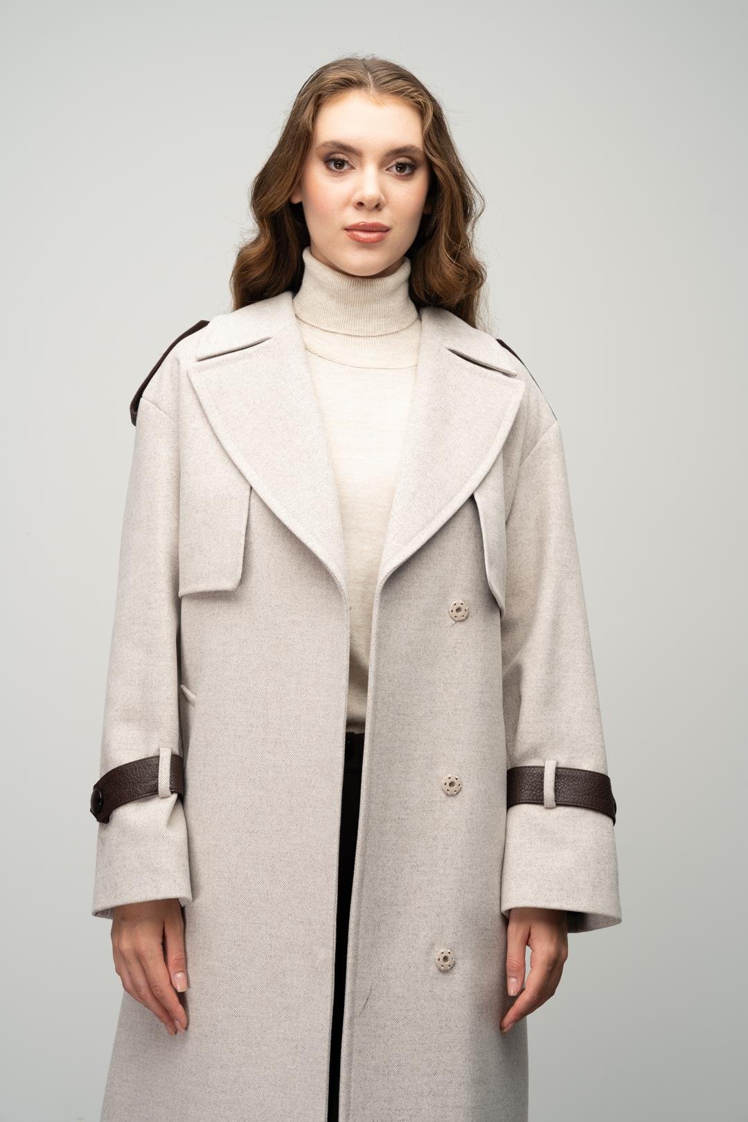 Cashmere Coat with Cape Detail and Genuine Leather Accessories IVORY 3031-K