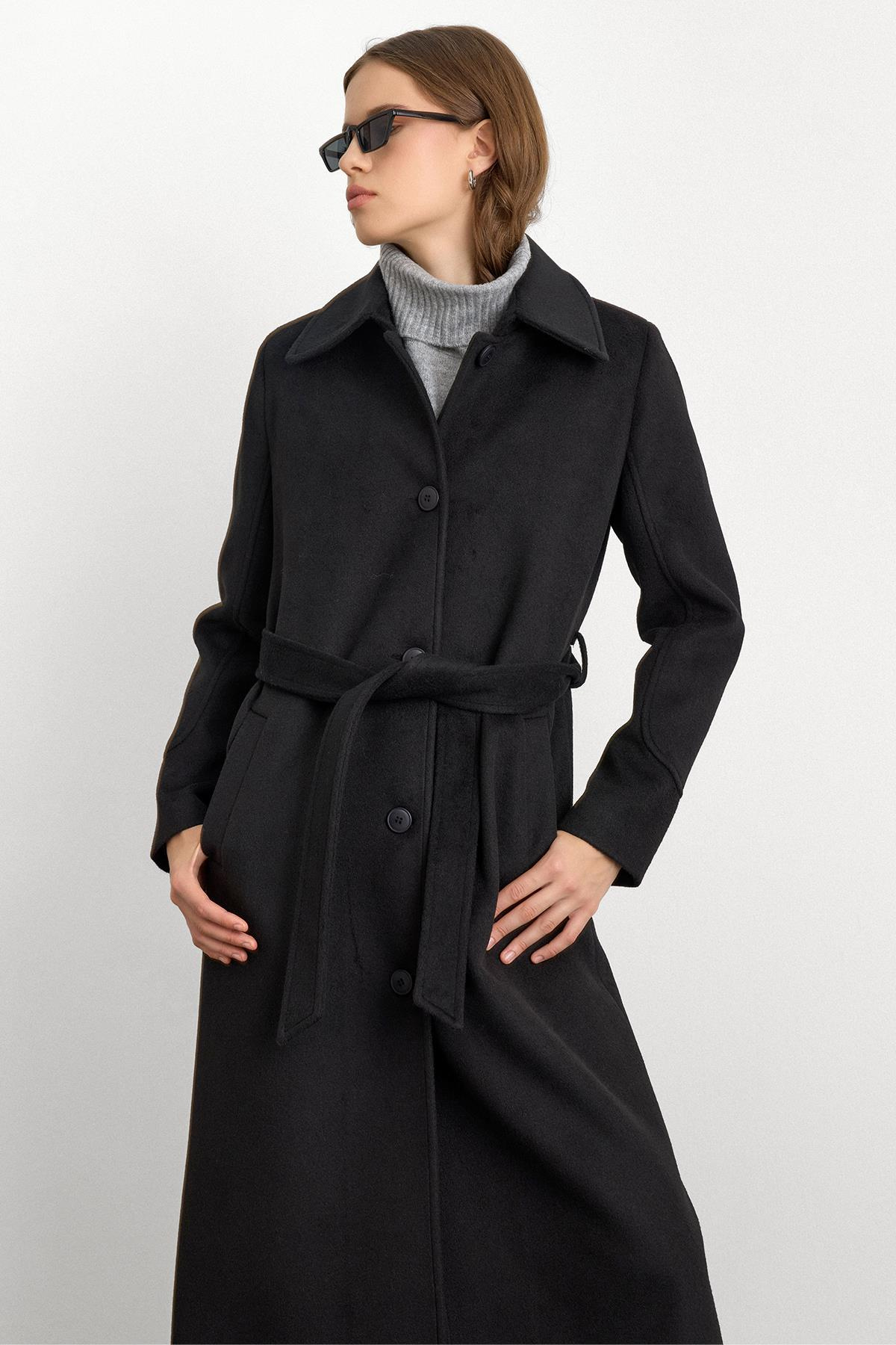 Gömlek Yaka Belden Bağlamalı Uzun Kaban SİYAH 3152