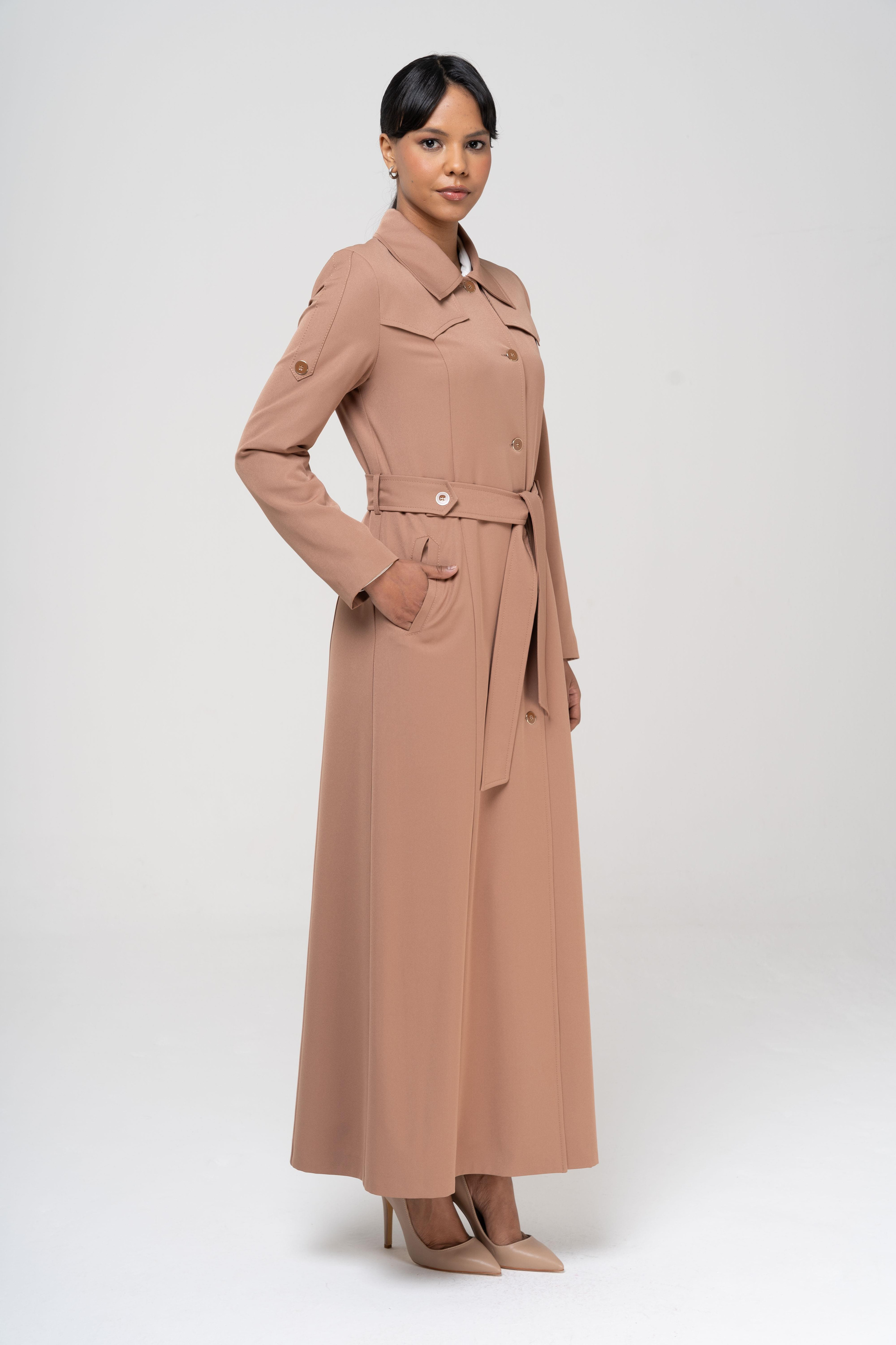 معطف علوي مبطن بتفاصيل حزام وياقة قميص كامل 6555