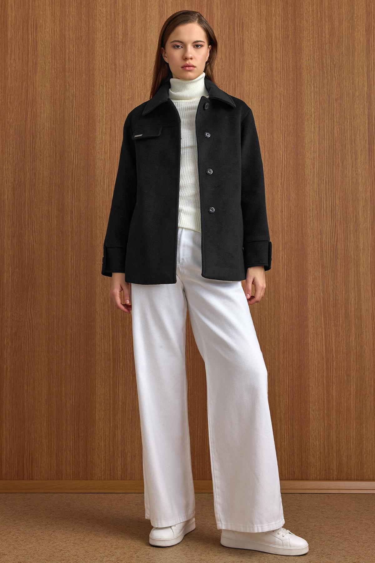 Gömlek Yaka Kuşak Detaylı Oversize Kısa Kaban SİYAH 3155