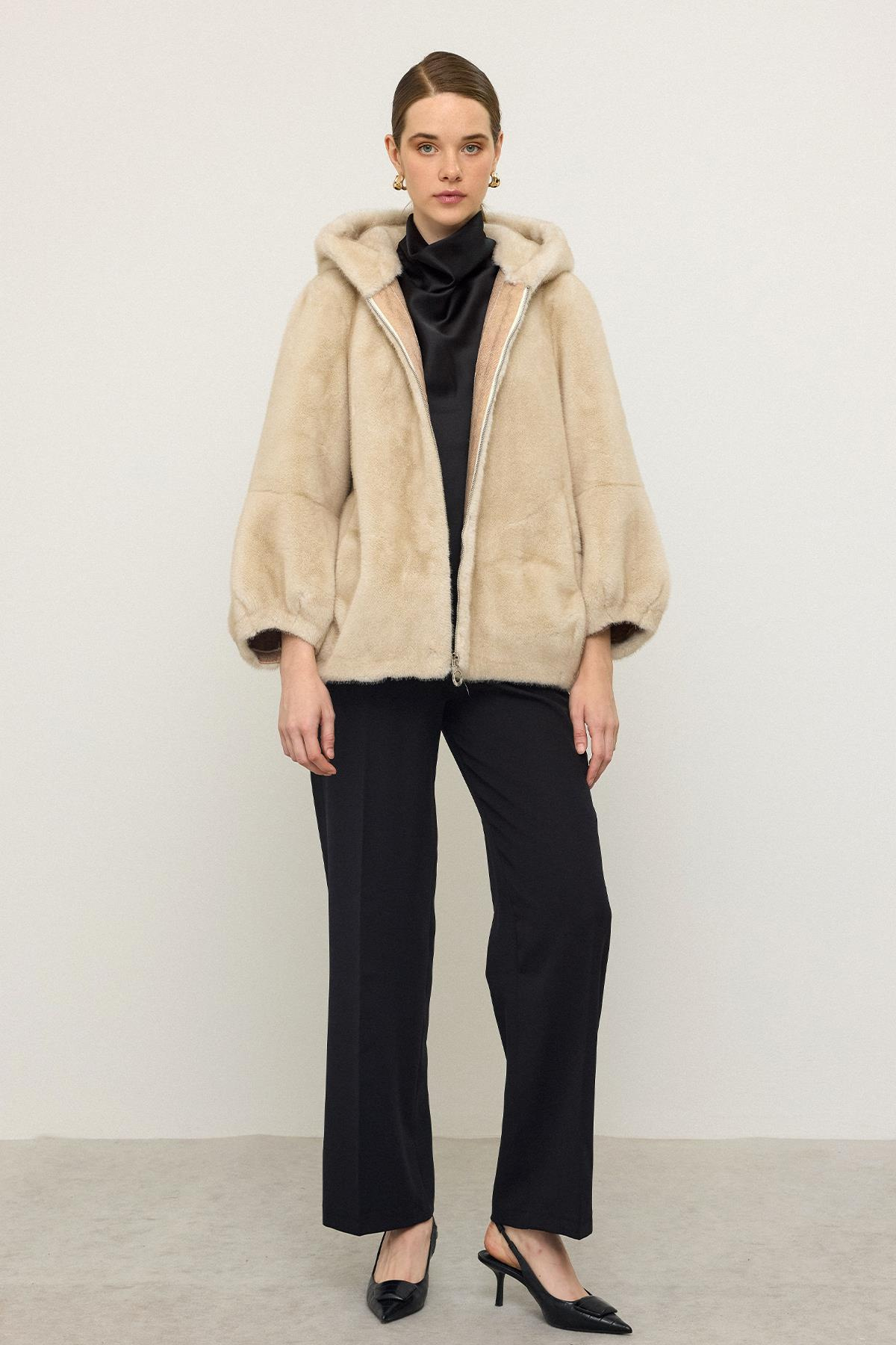 Kapüşonlu Fermuar Kapamalı Kürk Görünümlü Exclusive Ceket BEJ 1009