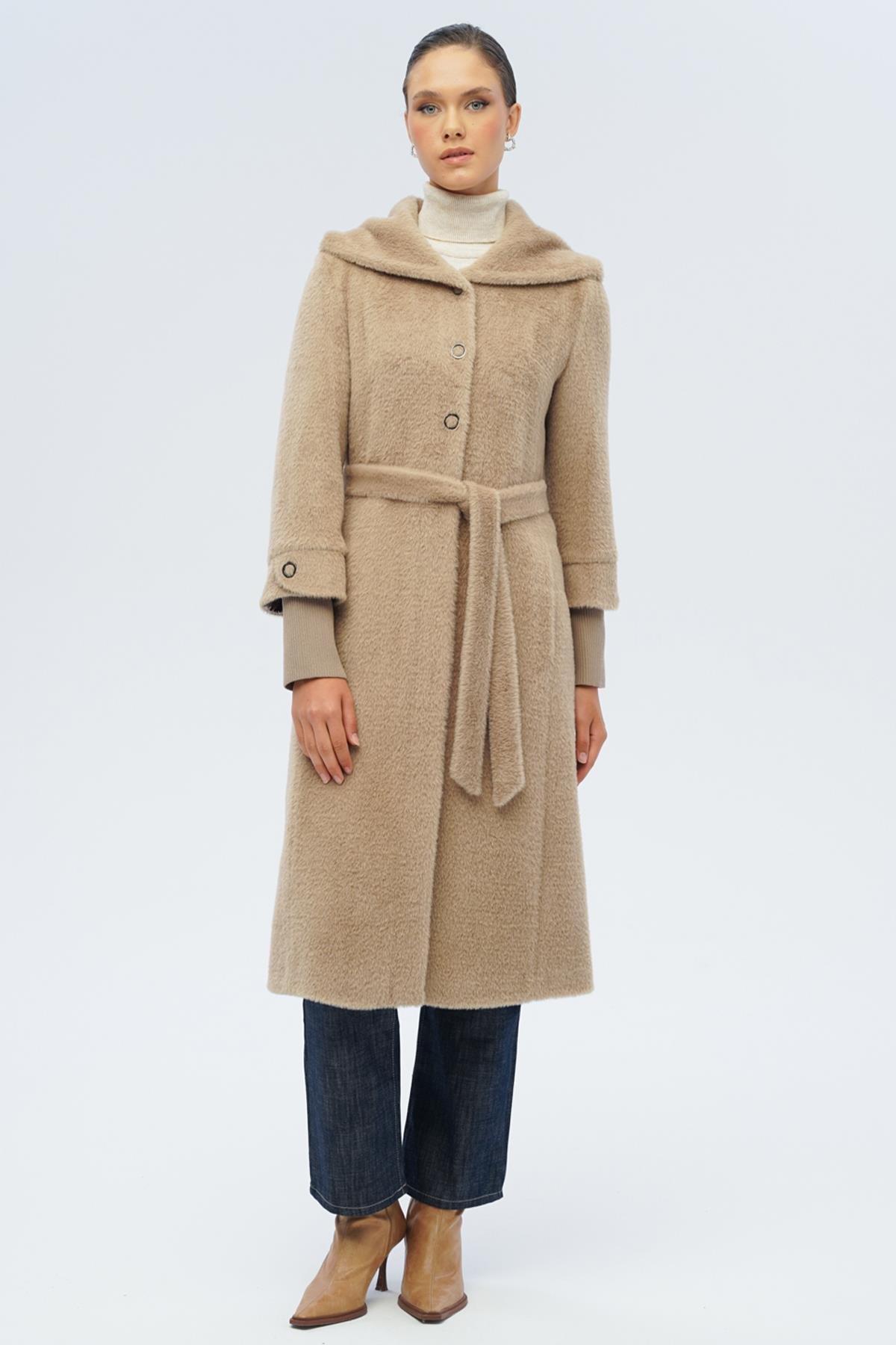 Hooded Plush Coat with Ribbed Detail VIZON 3118