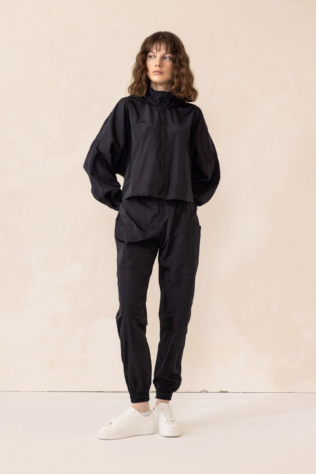 Kapüşonlu Yarasa Kollu Spor Takım SİYAH 9276-TK