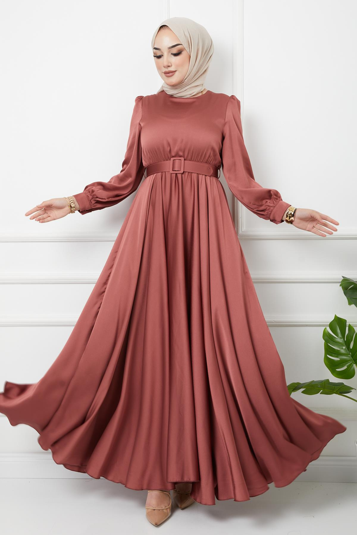 فستان سهرة واسع مع حزام إكسسوار ورد مجفف 1602