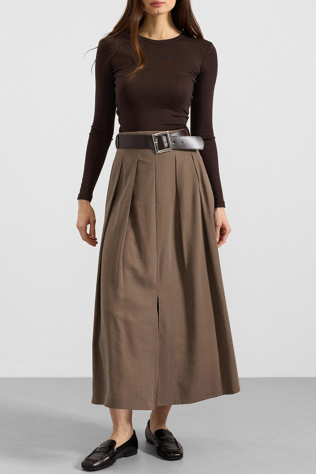 Kemer Detaylı Önden Yırtmaçlı Pileli Modal Etek HAKİ 7069