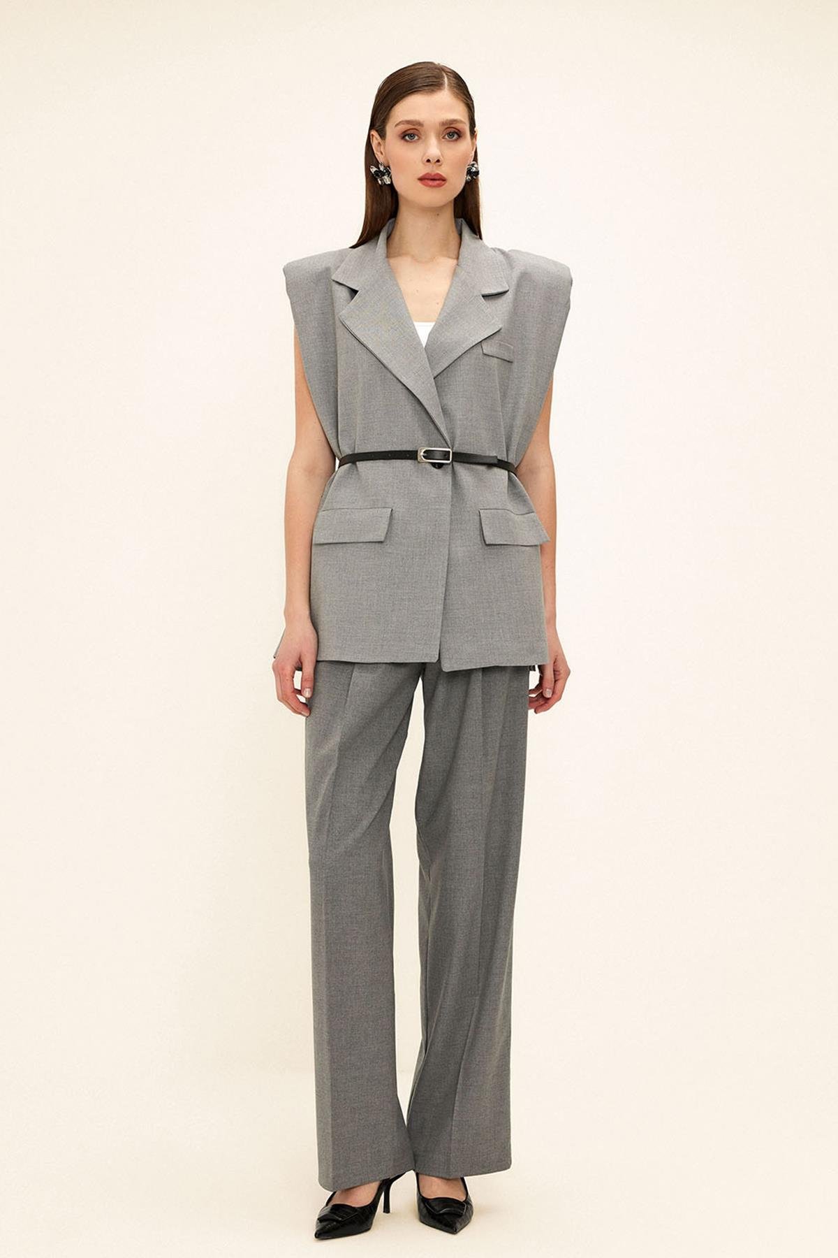 سترة كبيرة الحجم مع تفاصيل الحزام رمادي 8261