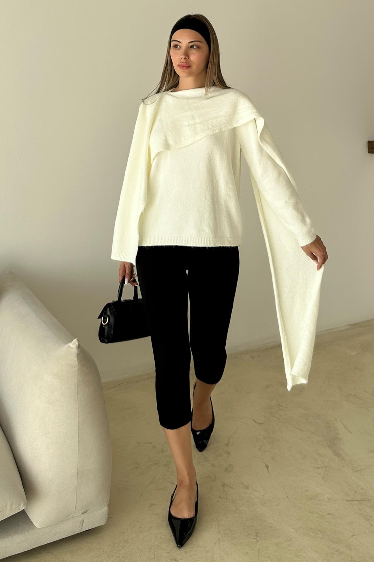 Self-Wrap Knitted Sweater IVORY 8266