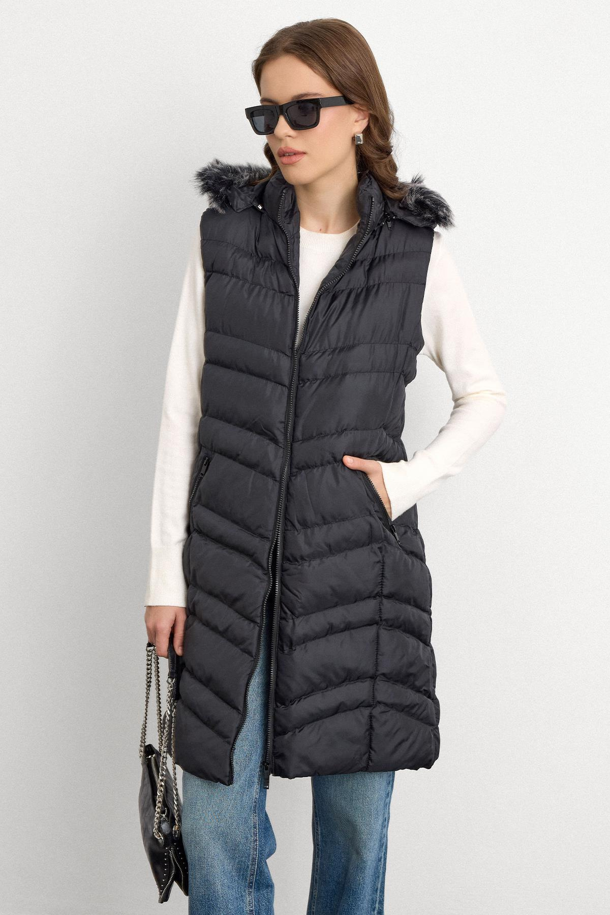 Kürklü Çıkabillir Kapüşonlu Şişme Yelek SİYAH 8192