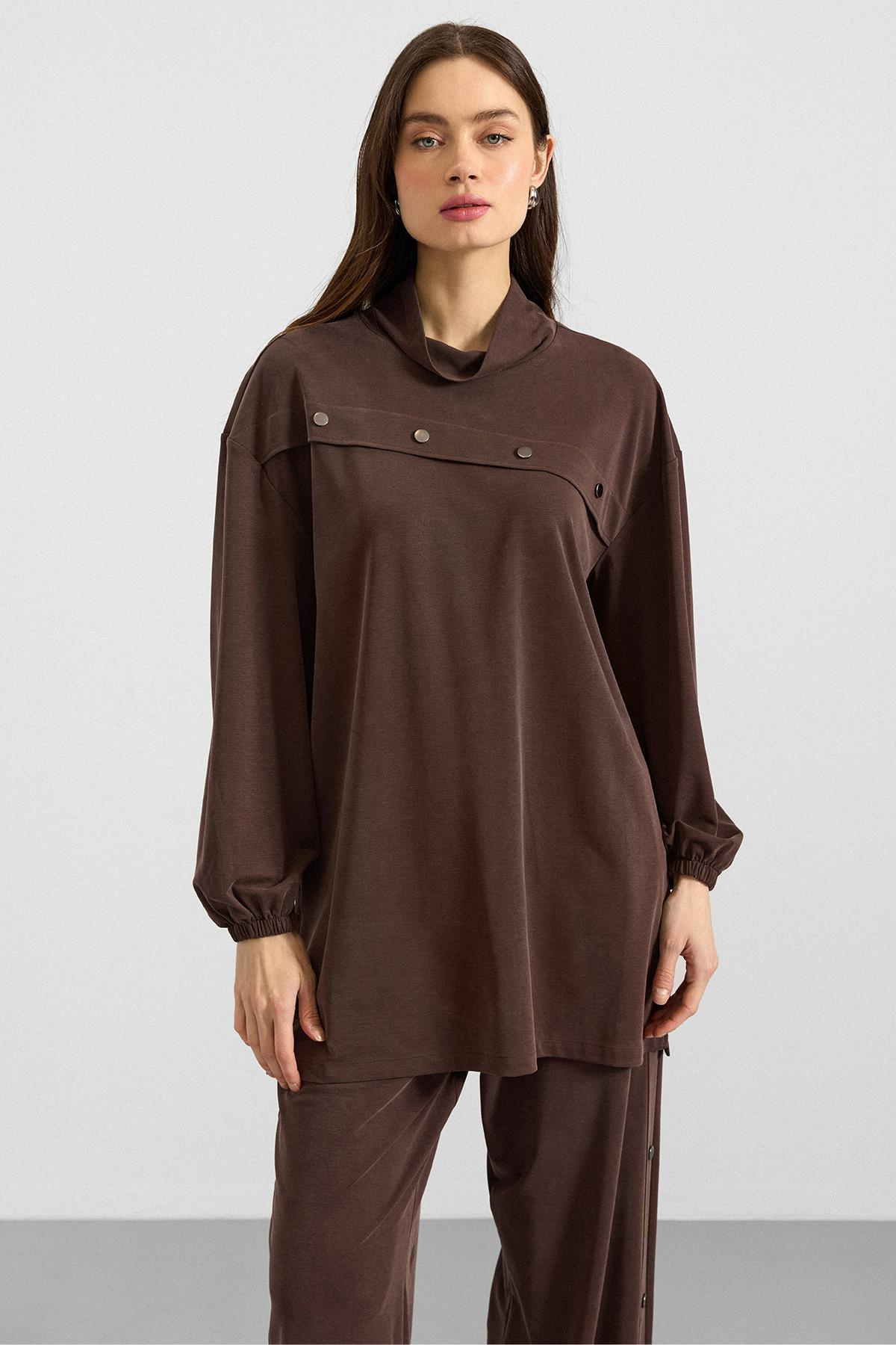 Metal Aksesuarlı Premium Kumaş Sweat Pantolon Takım KAHVE 9404-TK