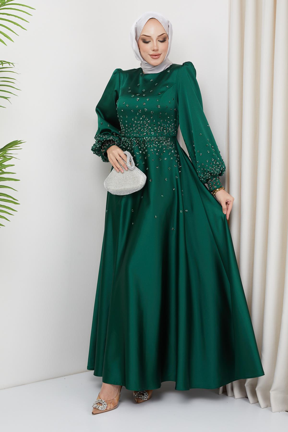Satin Evening Dress with Scattered Stone Detail on the Front and Sleeves GREEN 1658