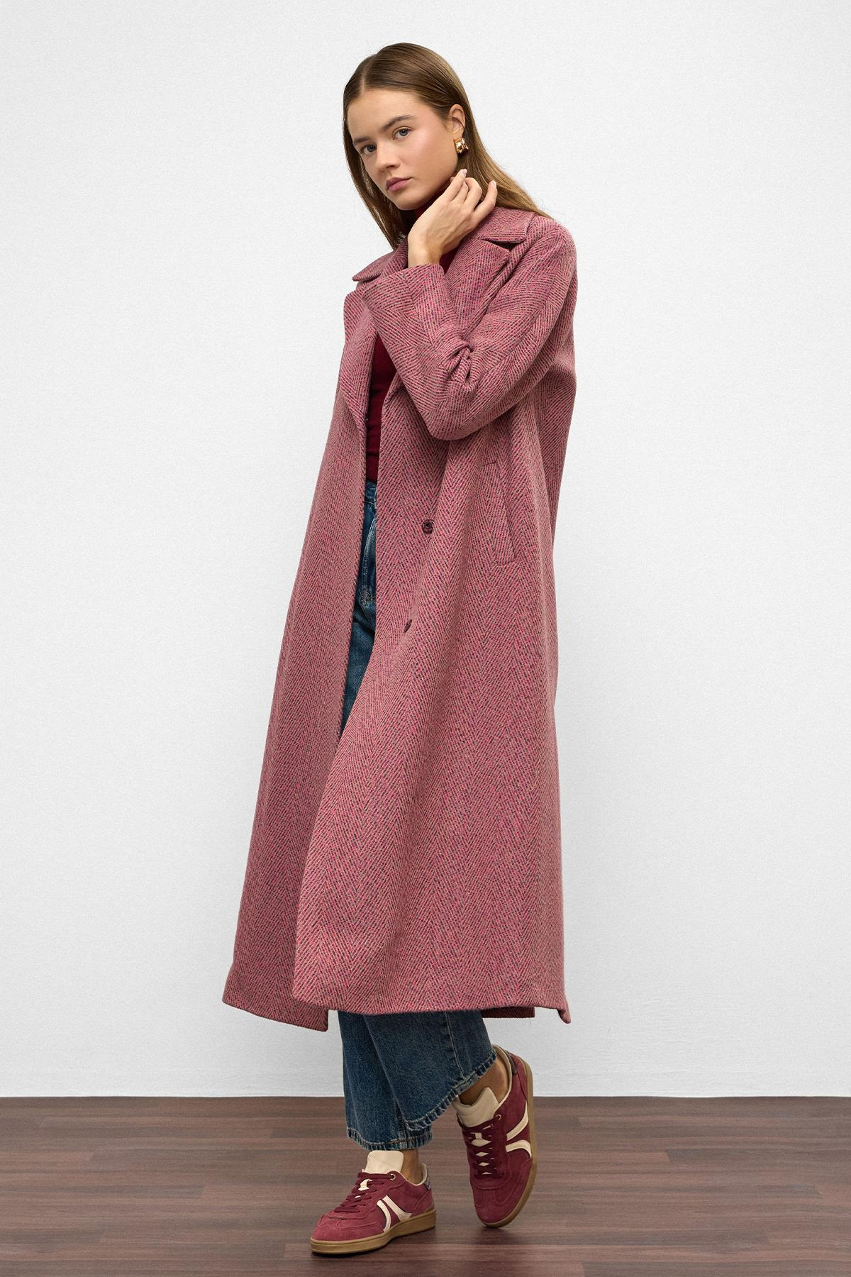 Oversize Çıt Çıt Kapamalı Balık Sırtı Desen Ara Boy Kaban FUŞYA 3035