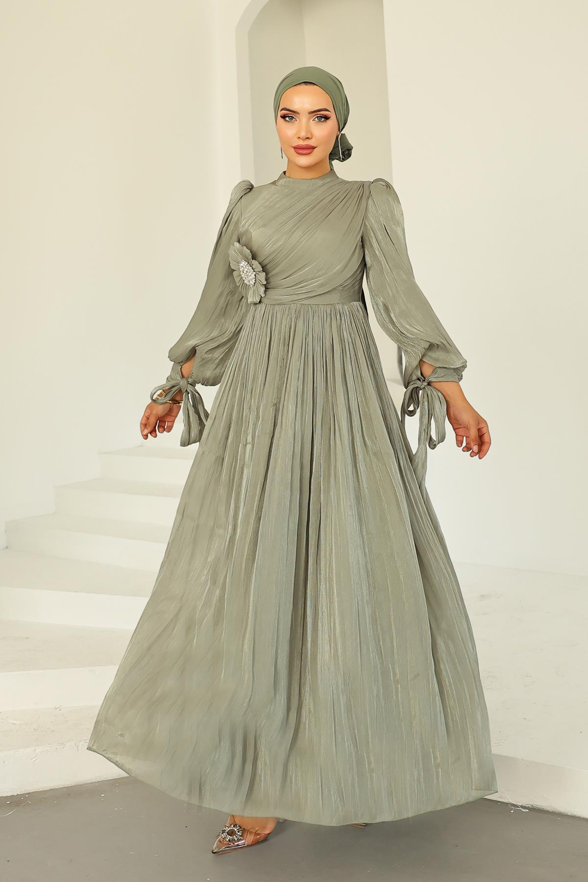 Pleated and Stone Brooch Detailed Yoyo Silk Hijab Evening Dress LIGHT GREEN 1244