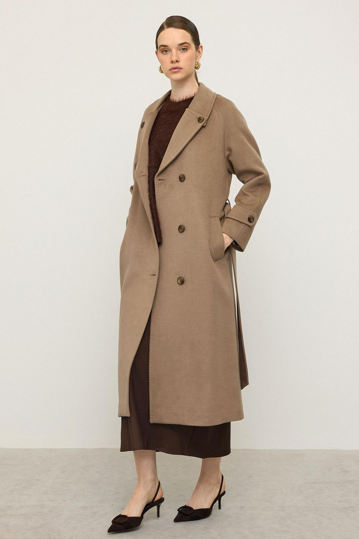 Mid-Length Cashmere Coat with Punto Stitch Detail and Pleated Back K. KAMEL 3113