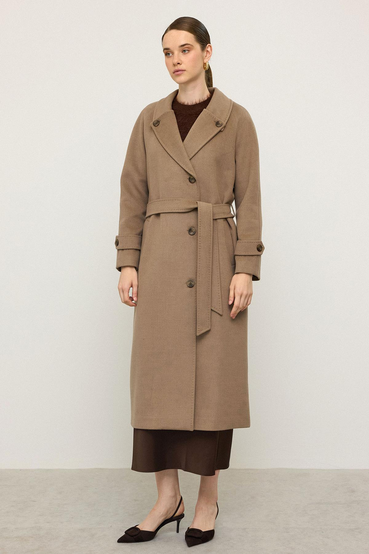 Mid-Length Cashmere Coat with Punto Stitch Detail and Pleated Back K. KAMEL 3113