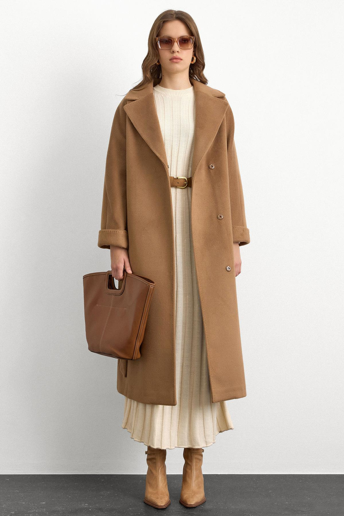 Punto Dikiş Detaylı Oversize Premium Kaban K. KAMEL 3108