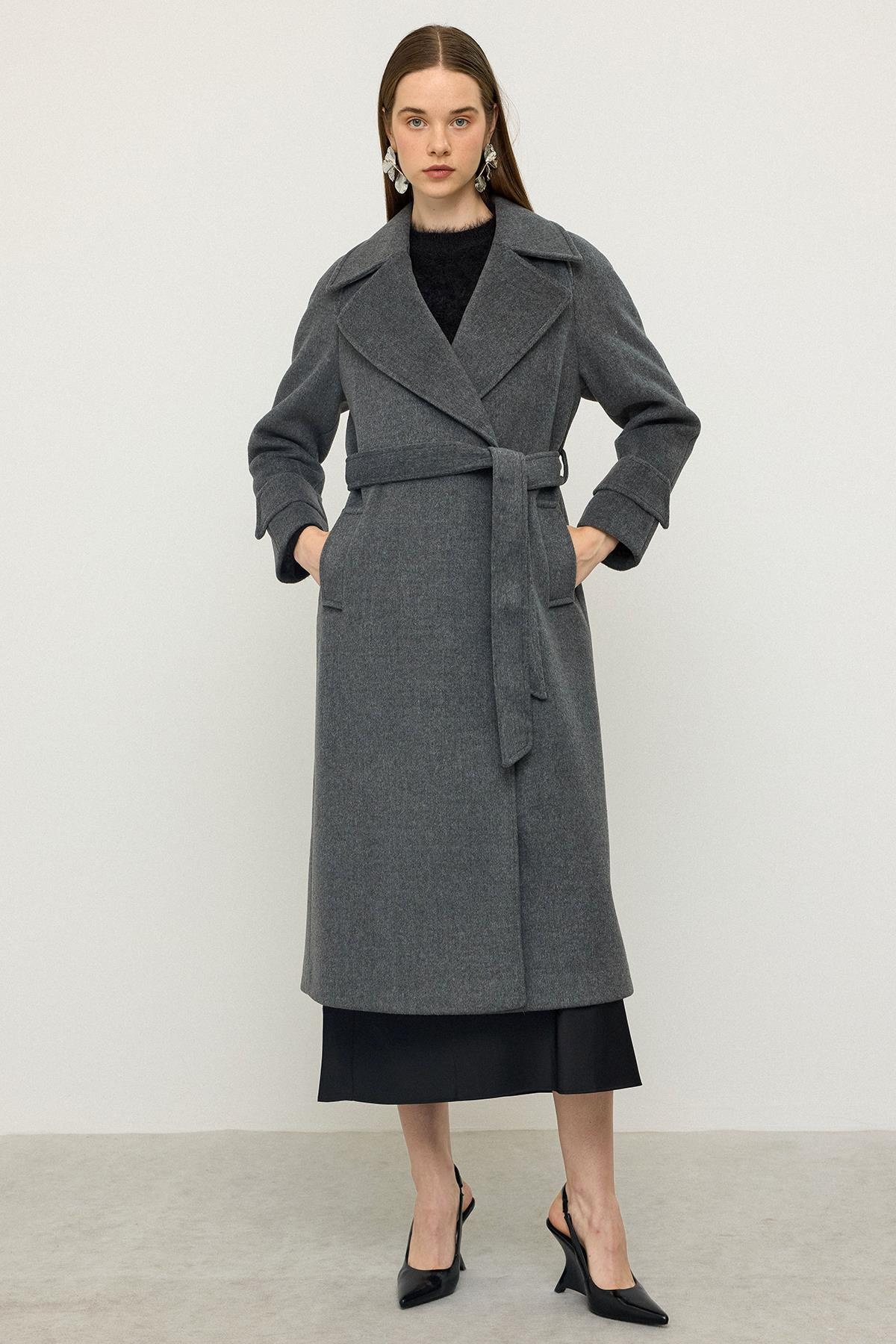 Reglan Kol Çıt Çıt Kapamalı Ara Boy Kaban KOYU GRİ 3145