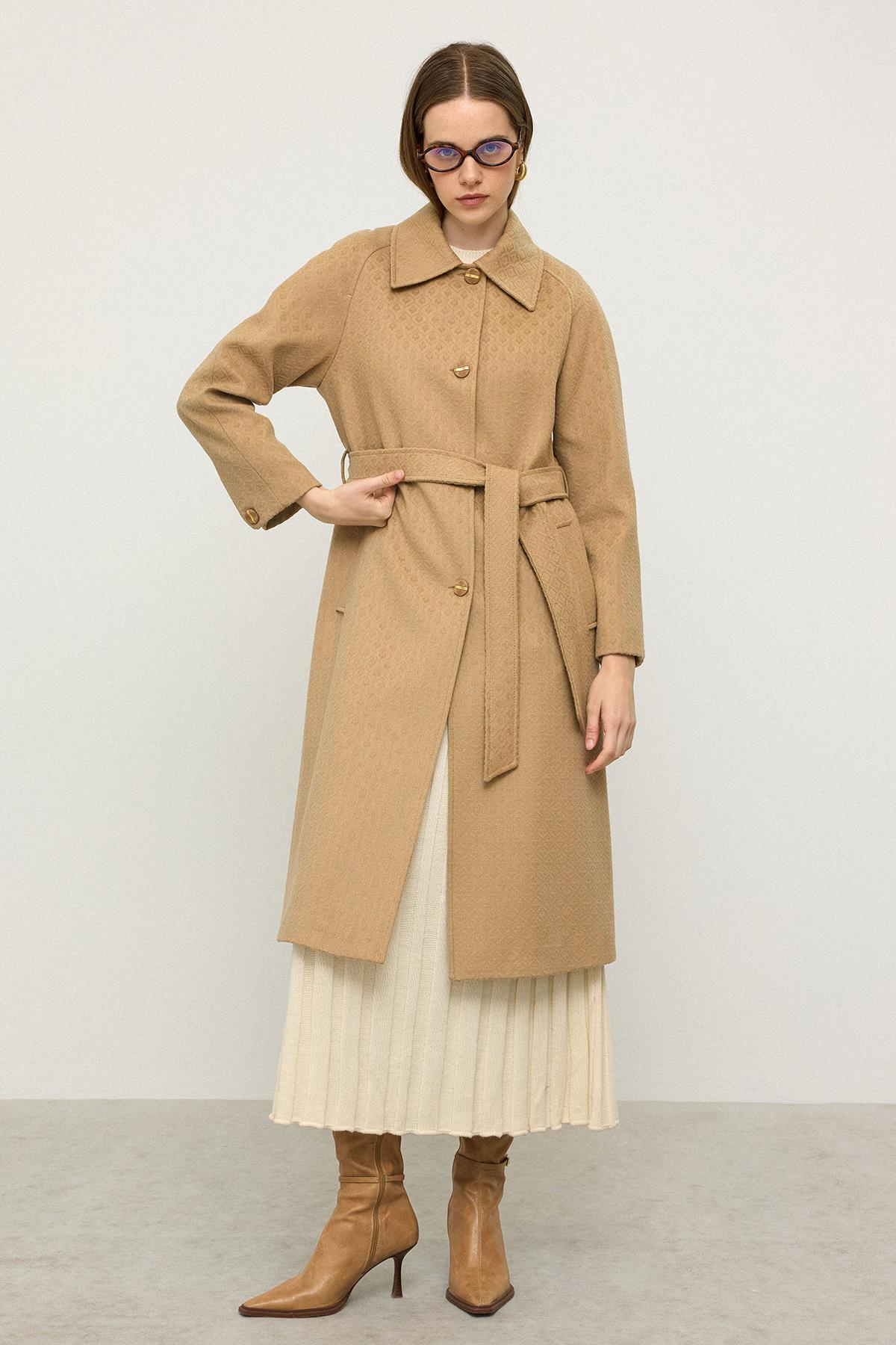 Reglan Coal Jakar Design Limited Edition Cabin CAMEL 3135