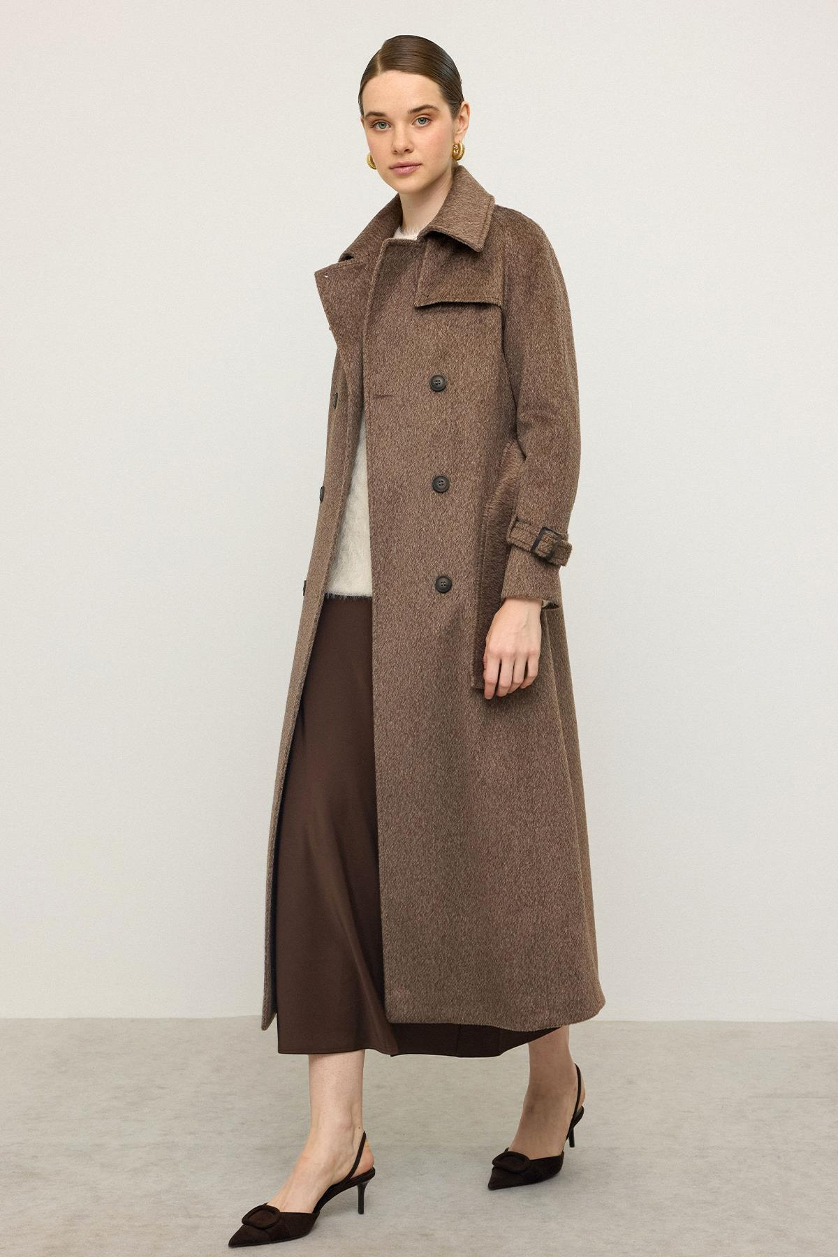 Reglan Kol Pelerin Detaylı Uzun Moher Kaban LATTE 3144