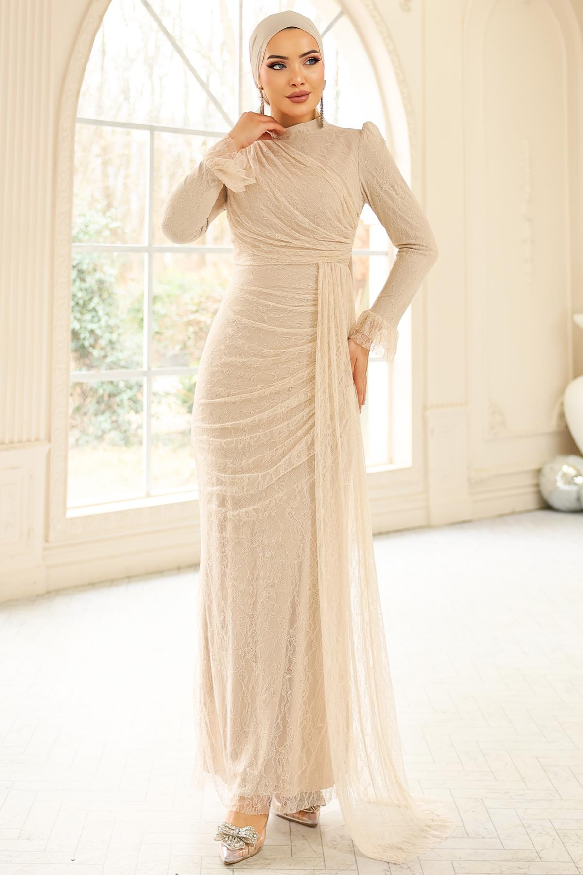 Volan Detaylı Dantel Tesettür Abiye Elbise KREM 1251