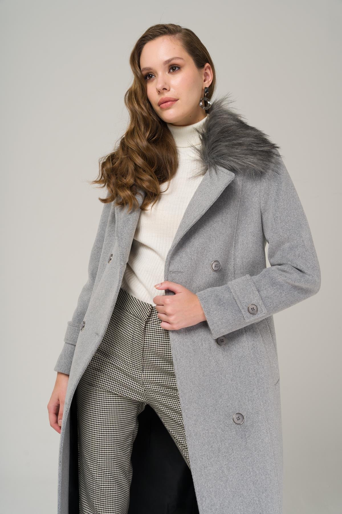 Double-breasted fur coat with removable collar A.GRI 3991