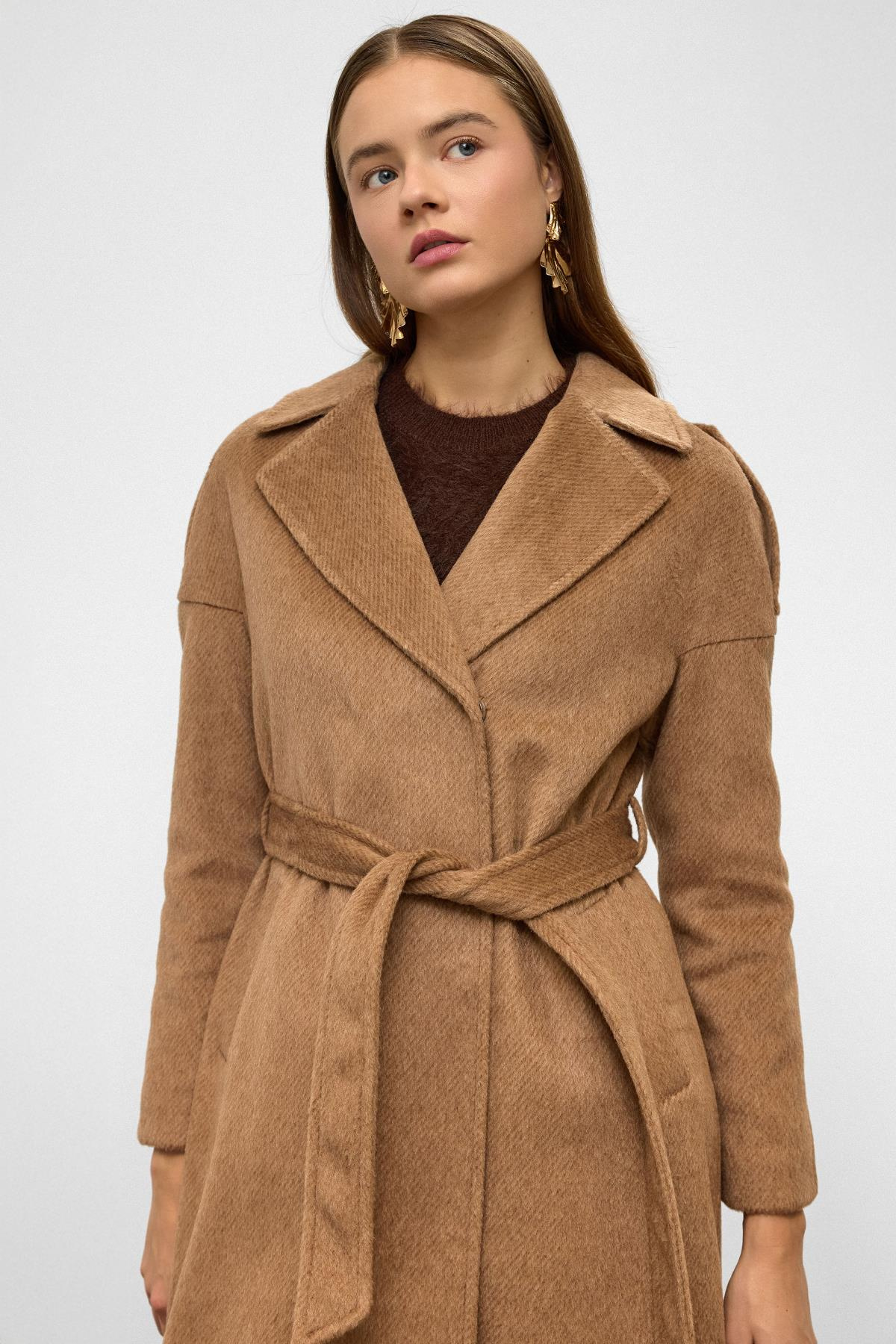 Oversized Mohair Coat with Epaulette Detail and Snap Closure CAMEL 3147
