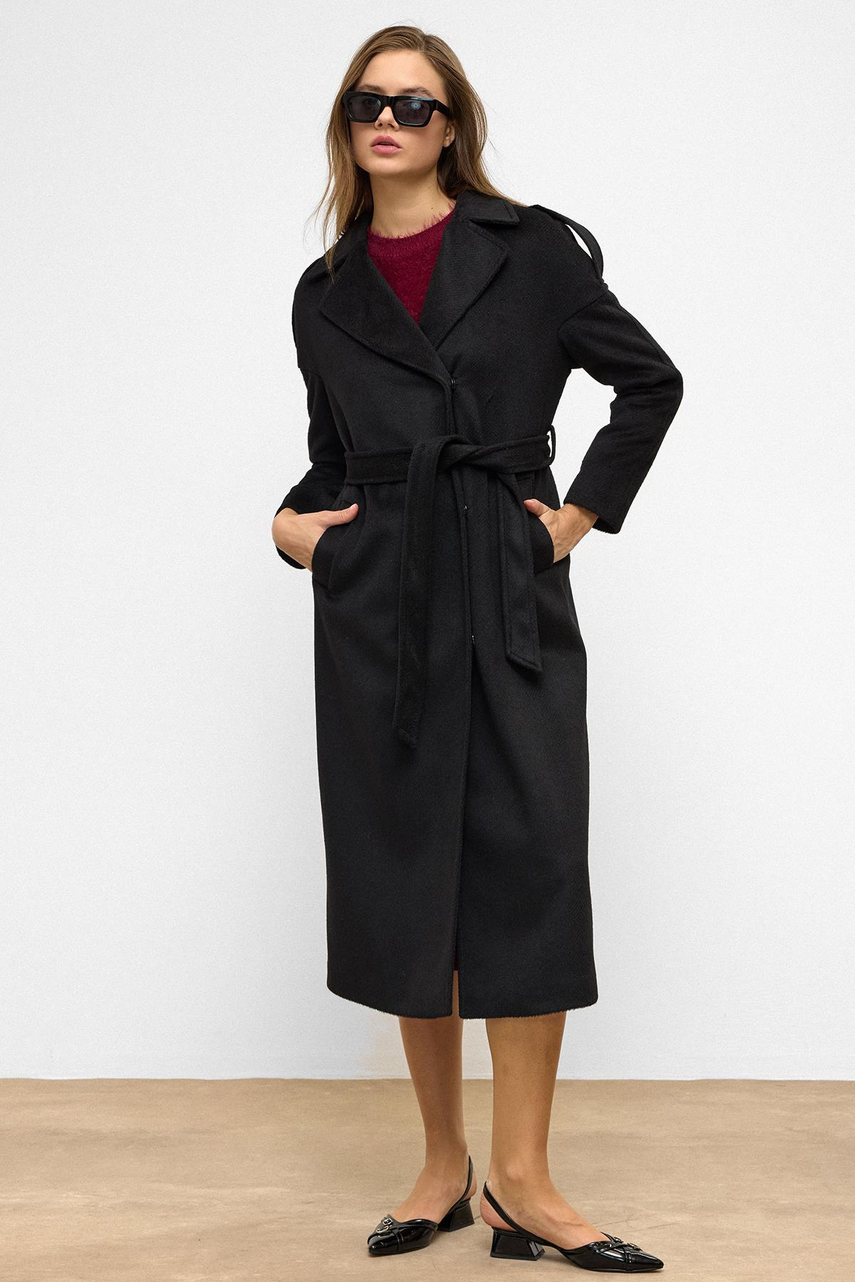 Oversized Mohair Coat with Epaulette Detail and Snap Closure BLACK 3147