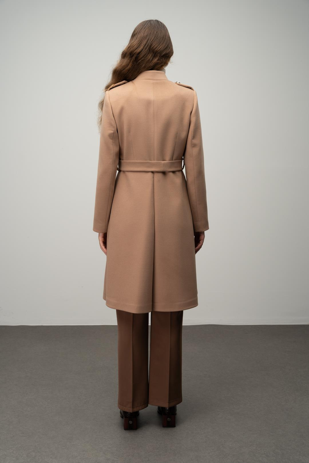 Apolet Detaylı Kruvaze Evaze Kaban KAMEL 3039