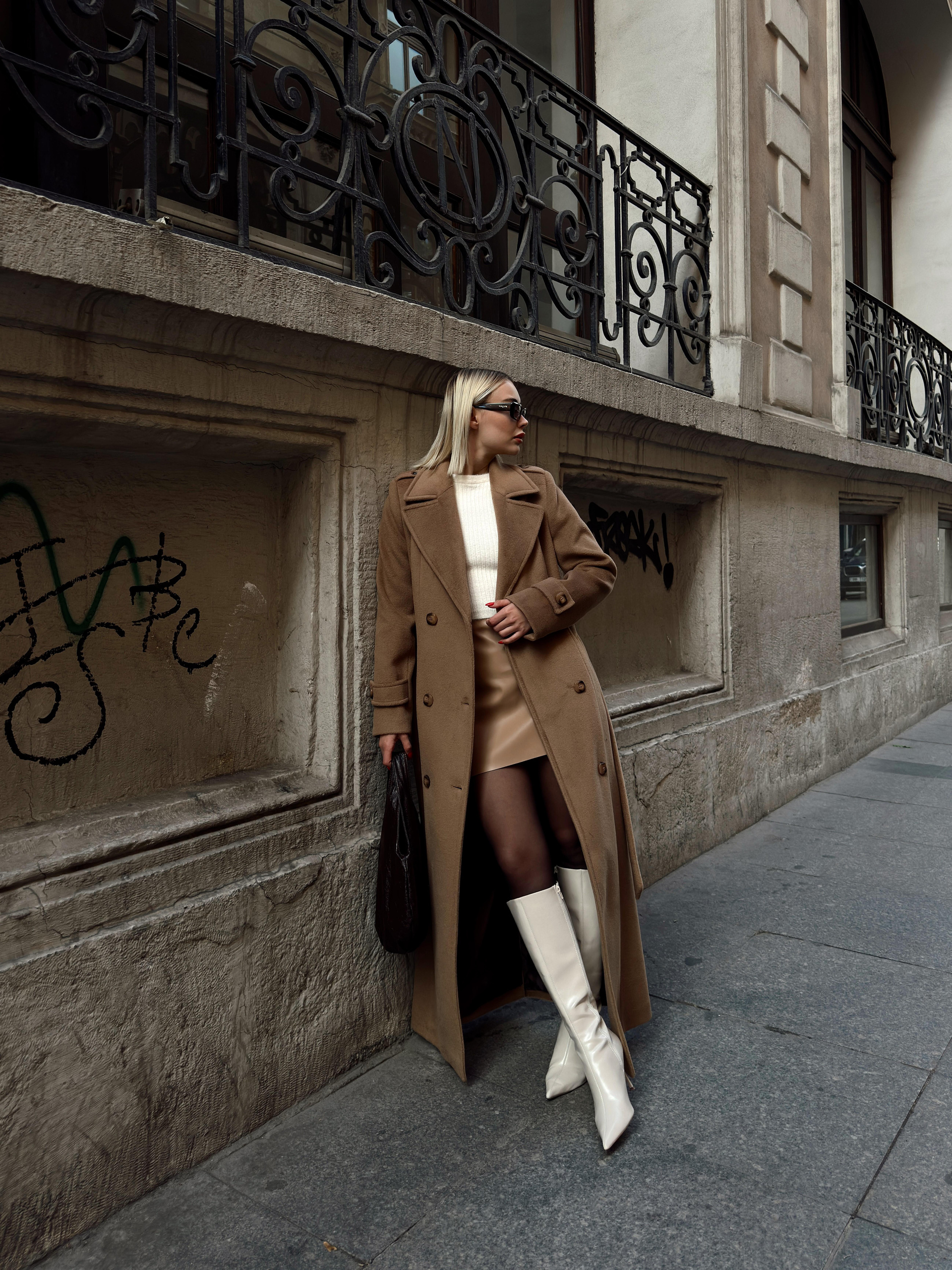 Double-Breasted Long Coat with Epaulette Detail K. KAMEL 3056