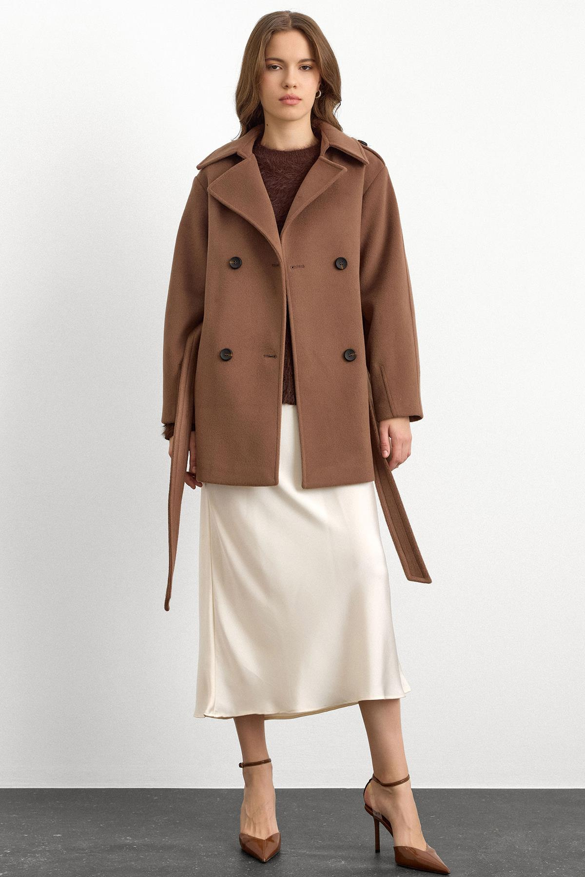 Apolet Detaylı Oversize Kısa Kaban A.KAHVE 3149