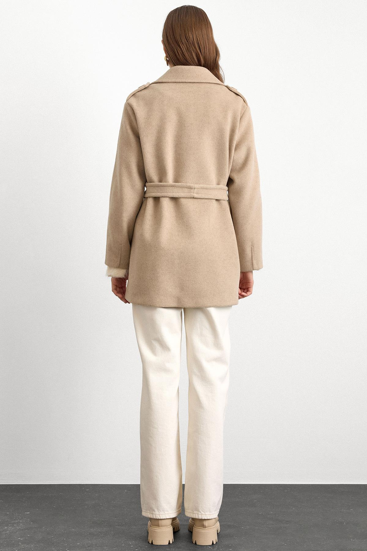 Apolet Detaylı Oversize Kısa Kaban TAŞ 3149