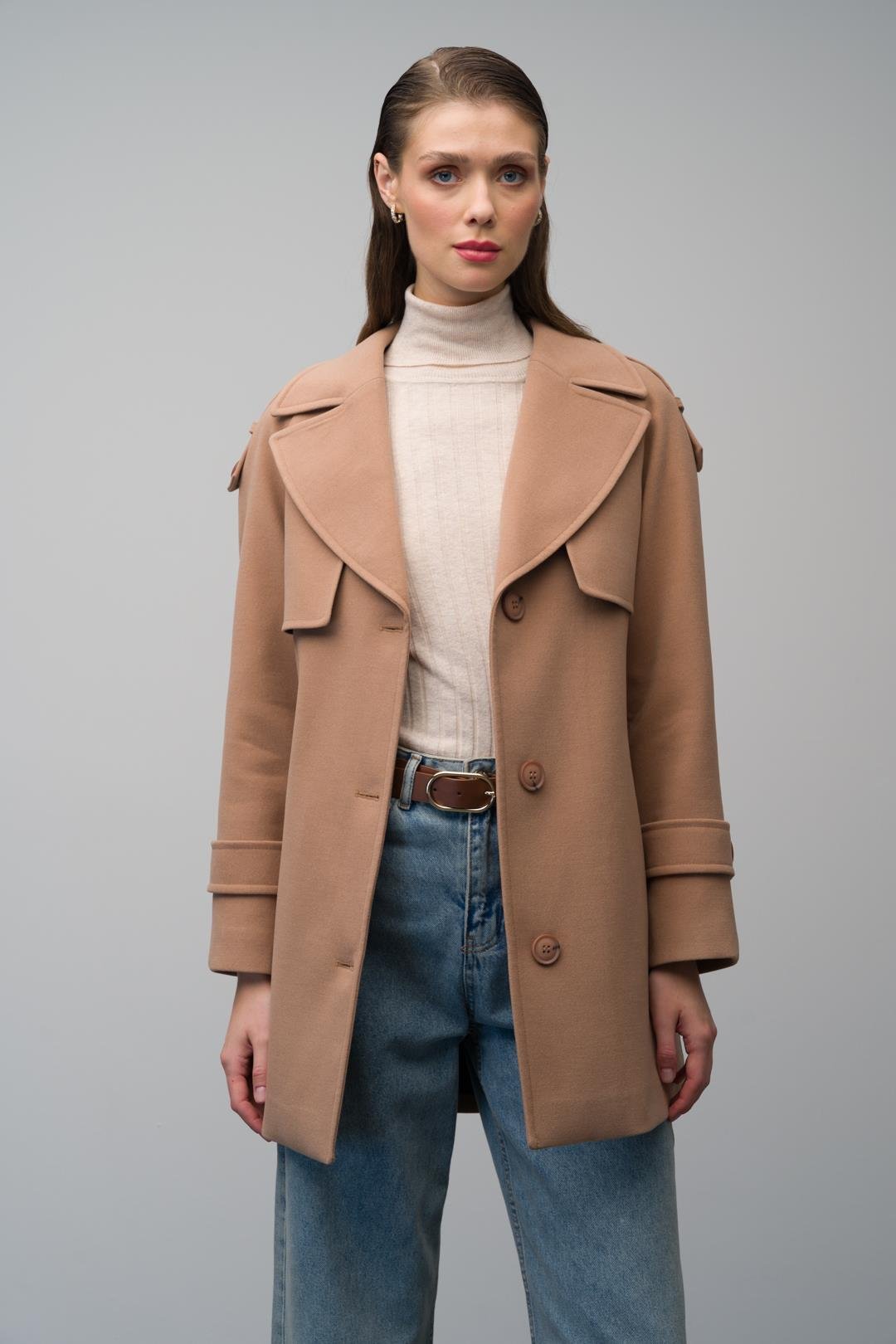 Apolet ve Pelerin Detaylı Reglan Kol Kaban KAMEL 3078