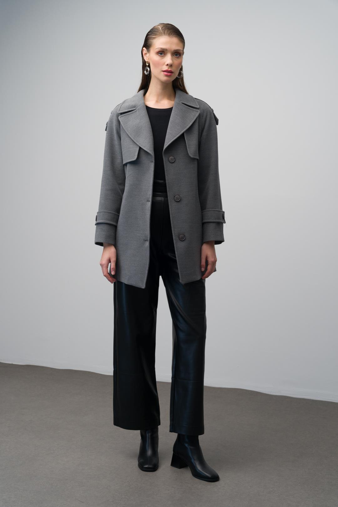 Apolet ve Pelerin Detaylı Reglan Kol Kaban GRİ 3078