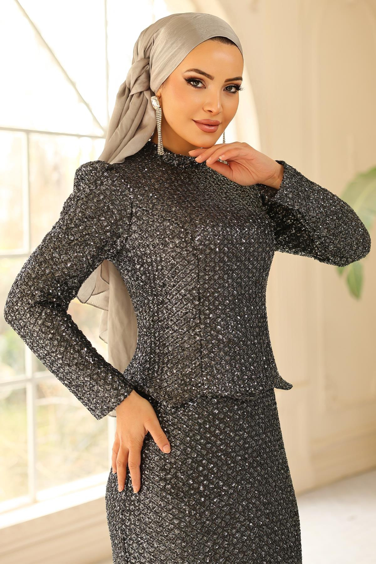 Arkası Bağcık Detaylı Payet Tesettür Abiye Elbise GÜMÜŞ 1059