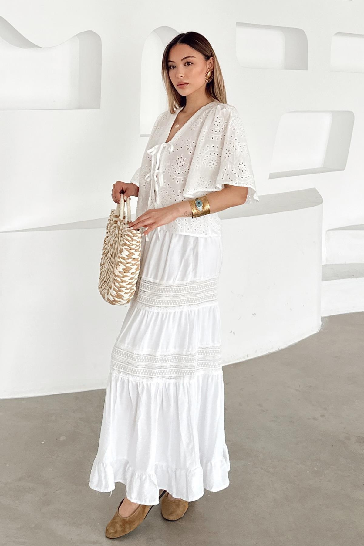 Bağcık Detaylı Crop Güpür Gömlek BEYAZ 9352