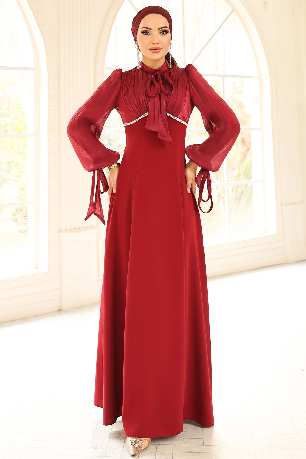 Bağcık ve İnci Detaylı Yoryo İpek Krep Kombinli Tesettür Abiye Elbise BORDO 1685
