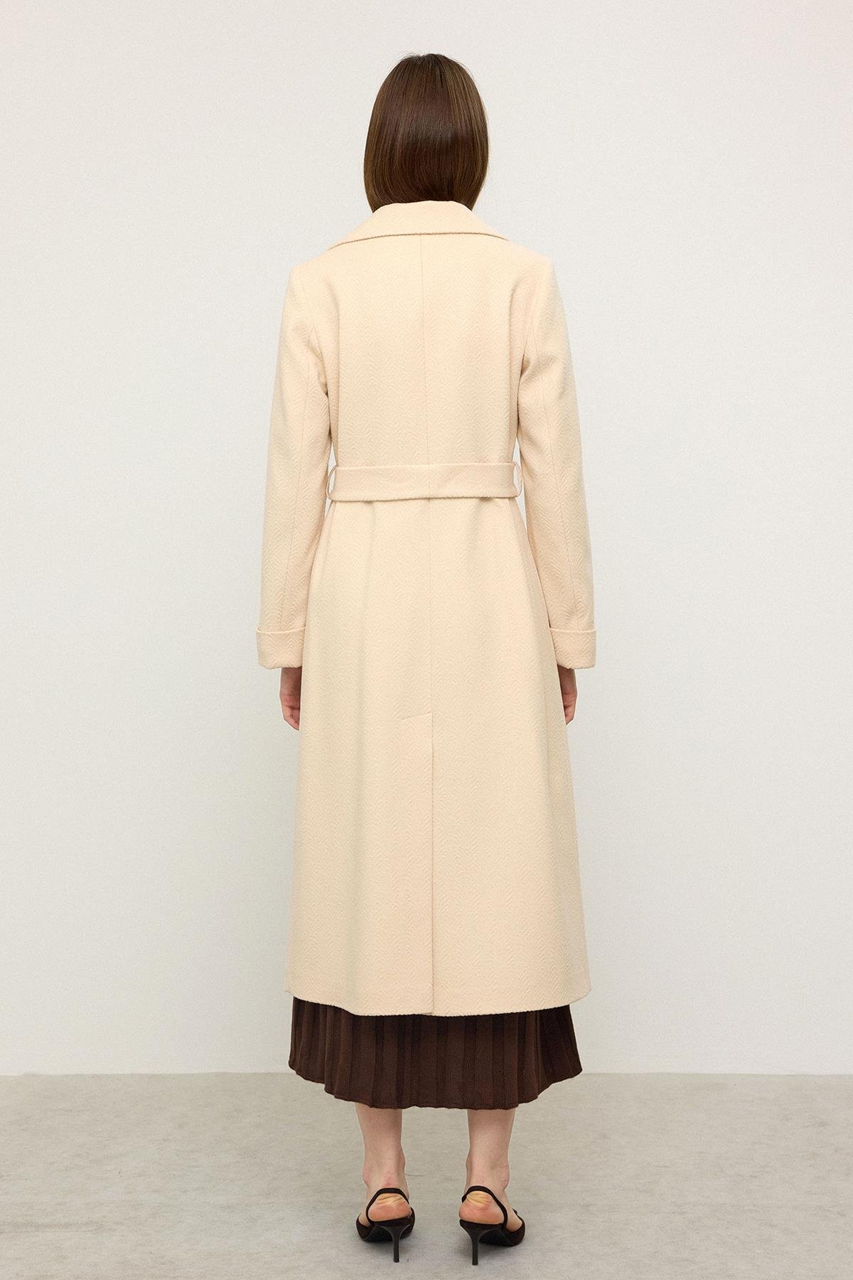 Balıksırtı Jakar Desenli Belden Bağlamalı Limited Edition Kaban KREM 3136