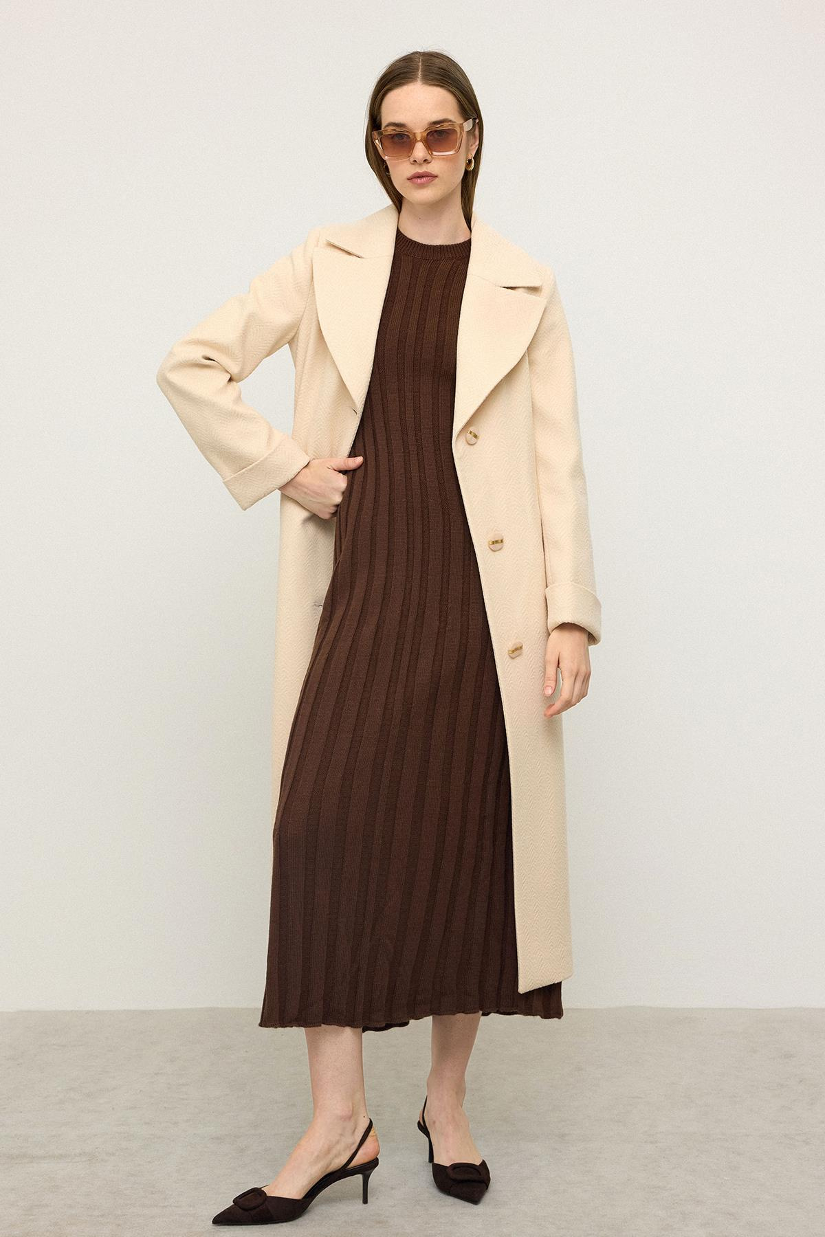 Balıksırtı Jakar Desenli Belden Bağlamalı Limited Edition Kaban KREM 3136