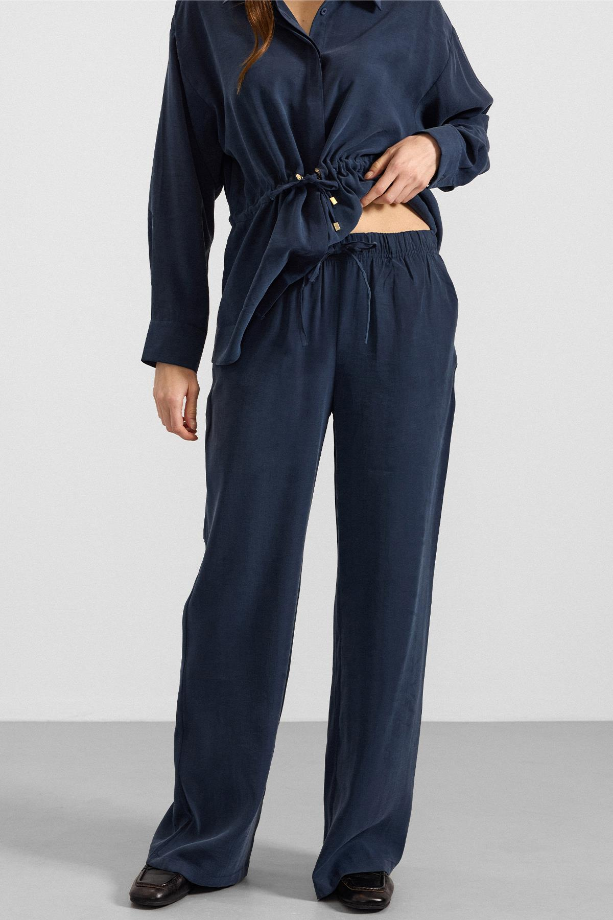 Belden Büzgülü Salaş Model Gömlek LACİVERT 9413