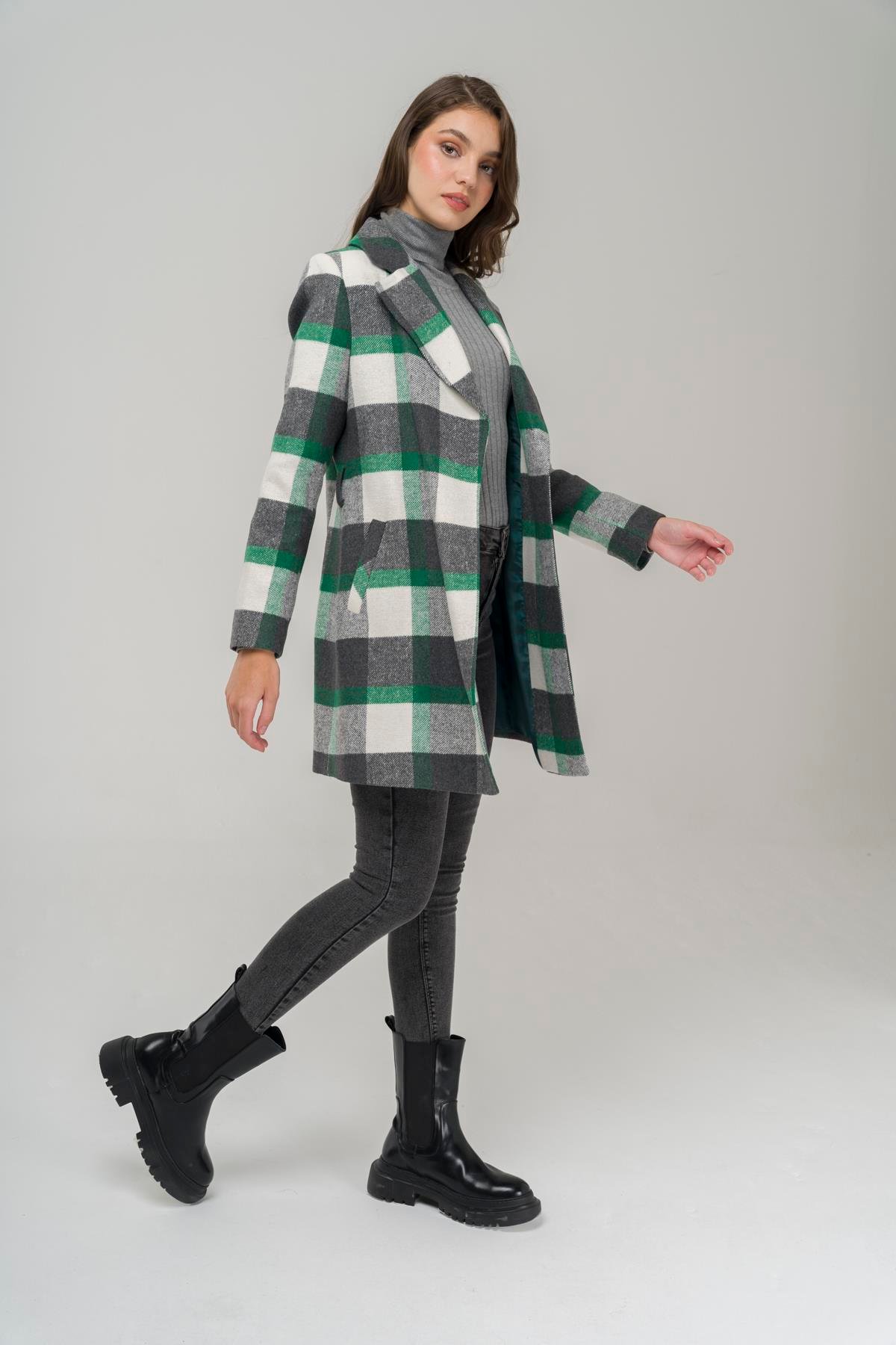 Beli Kuşaklı Astarlı Ekose Desenli Kaban YEŞİL 3927-E