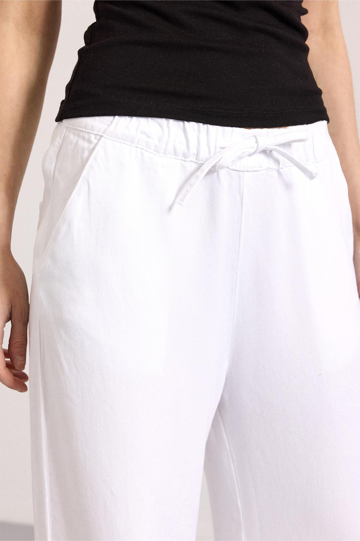 Beli Lastikli Rahat Kesim Soft Denim Pantolon BEYAZ 7587