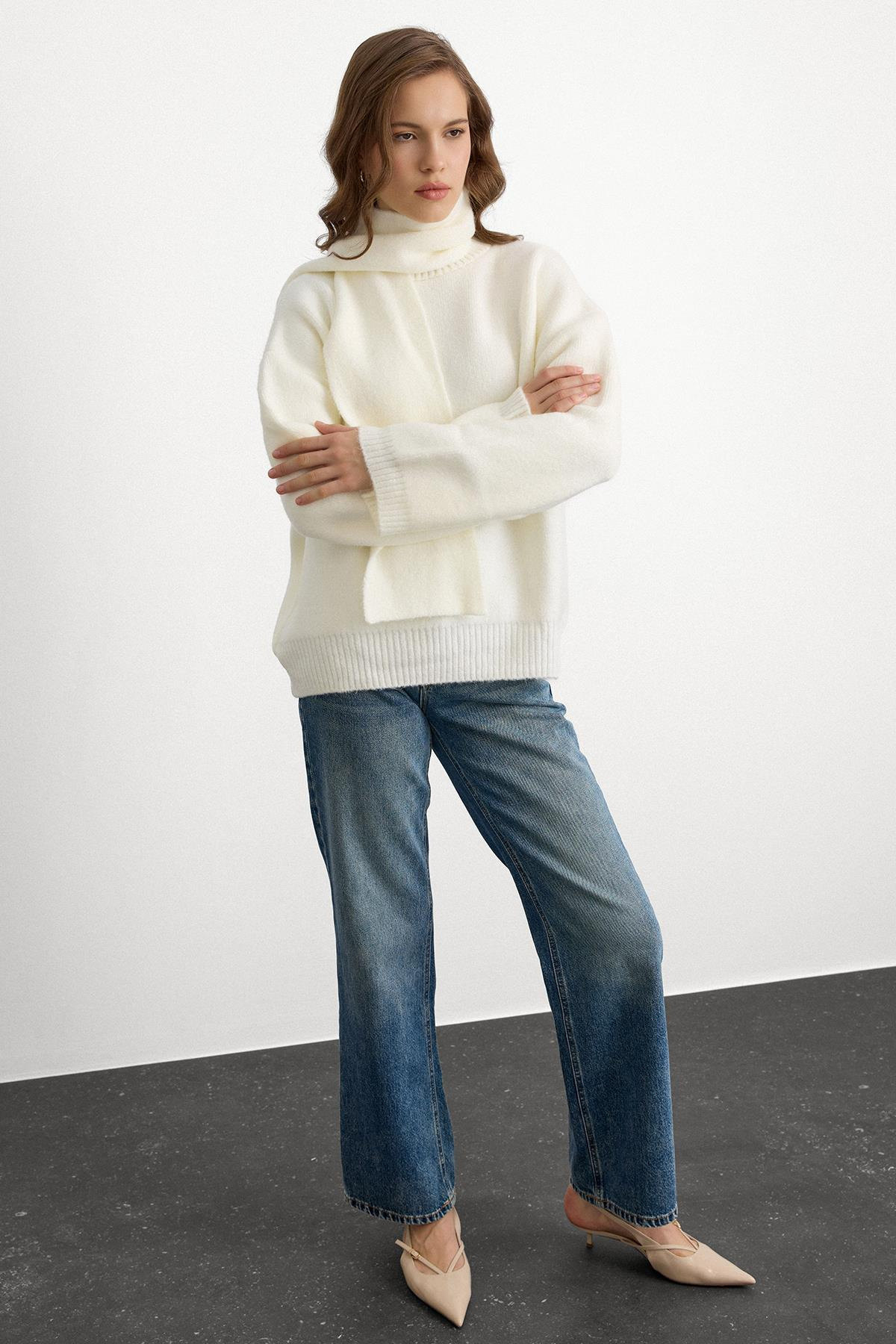 Bisiklet Yaka Atkı Salaş Kalın Kazak EKRU 8280