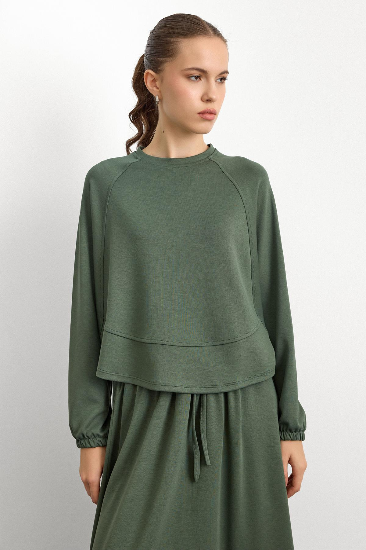 Bisiklet Yaka Örme Sweat Etekli Takım HAKİ 9386-TK