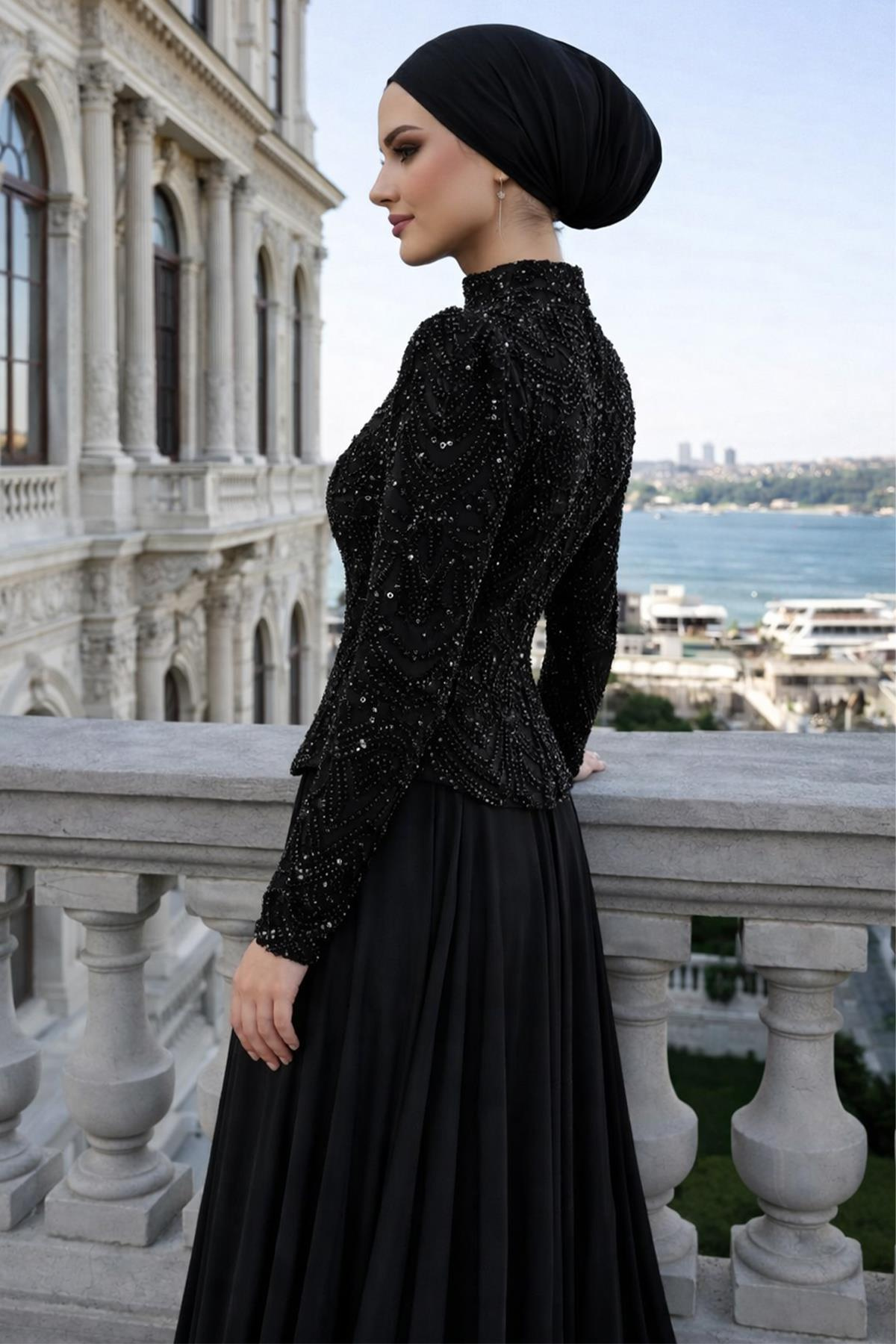 Boncuk ve Pul Bezeli Şifon Kombinli Exclusive Tesettür Abiye Elbise SİYAH 1065