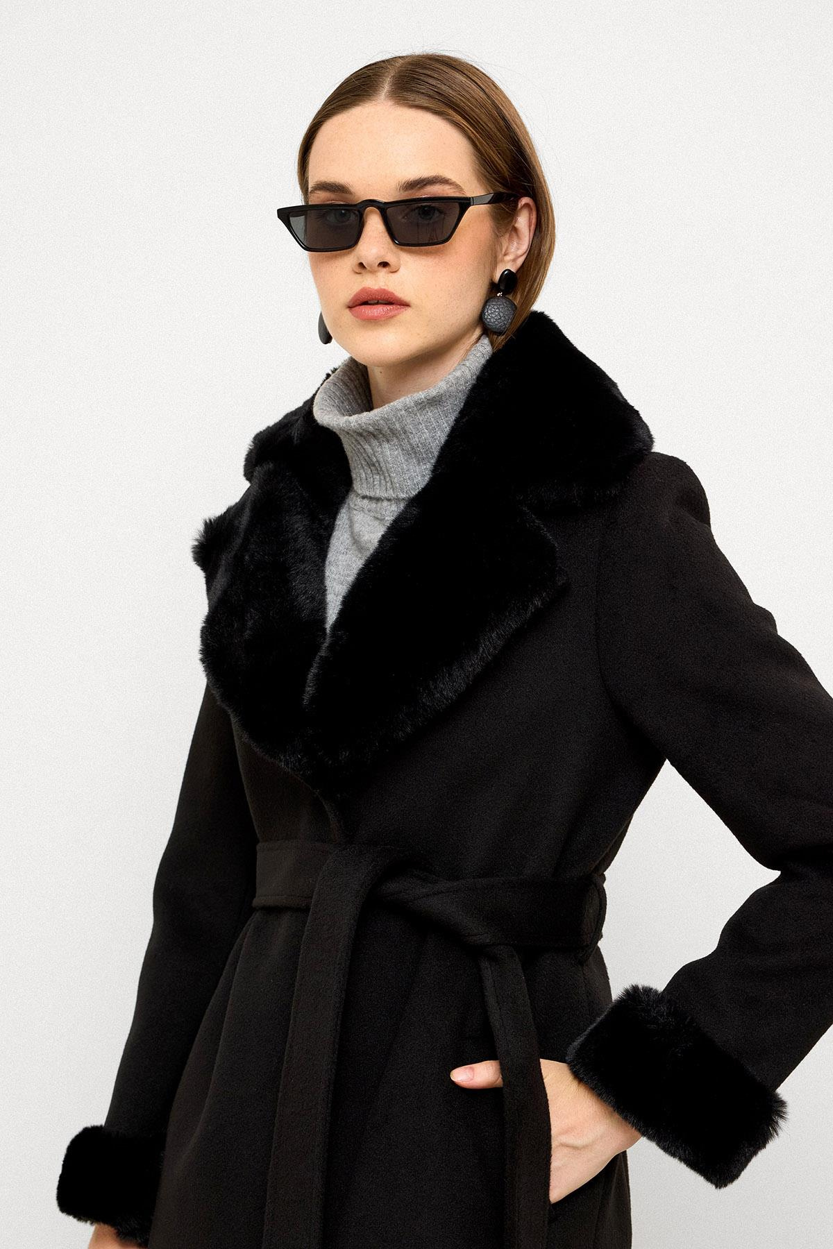 معطف طويل مبطن بالفرو مع ياقة وأكمام قابلة للفصل أسود 3088